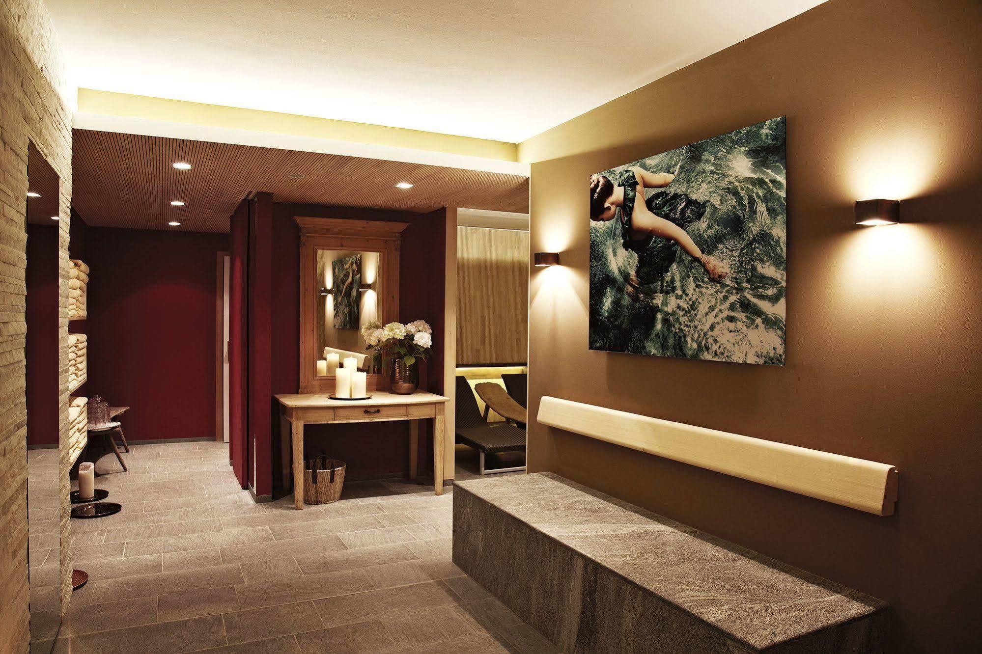 Goldene Rose Karthaus A Member Of Small Luxury Hotels Of The World Senales/Schnals Exteriör bild